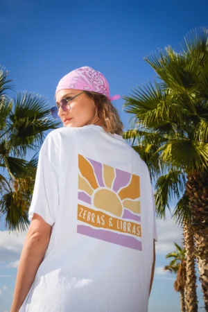 T-Shirt Sun Oversized White - Zebras & Libras