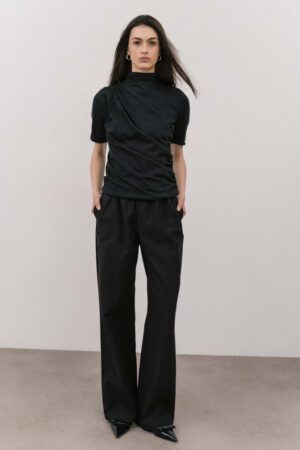 The Chili Flakes Top Black - 4Tailors