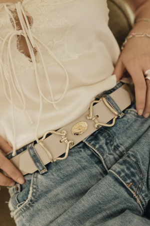 "Touch me"  - Individual Art Leather