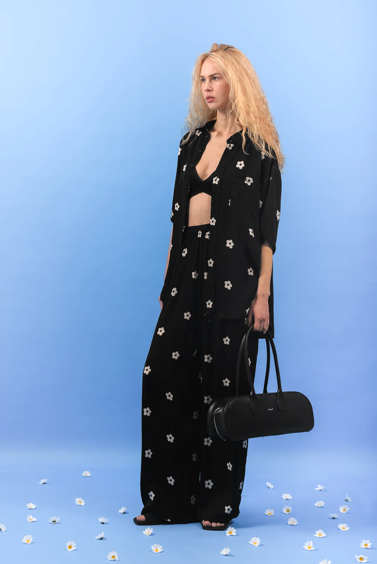 Daisy Shirt Black - ARPYES - Image 2