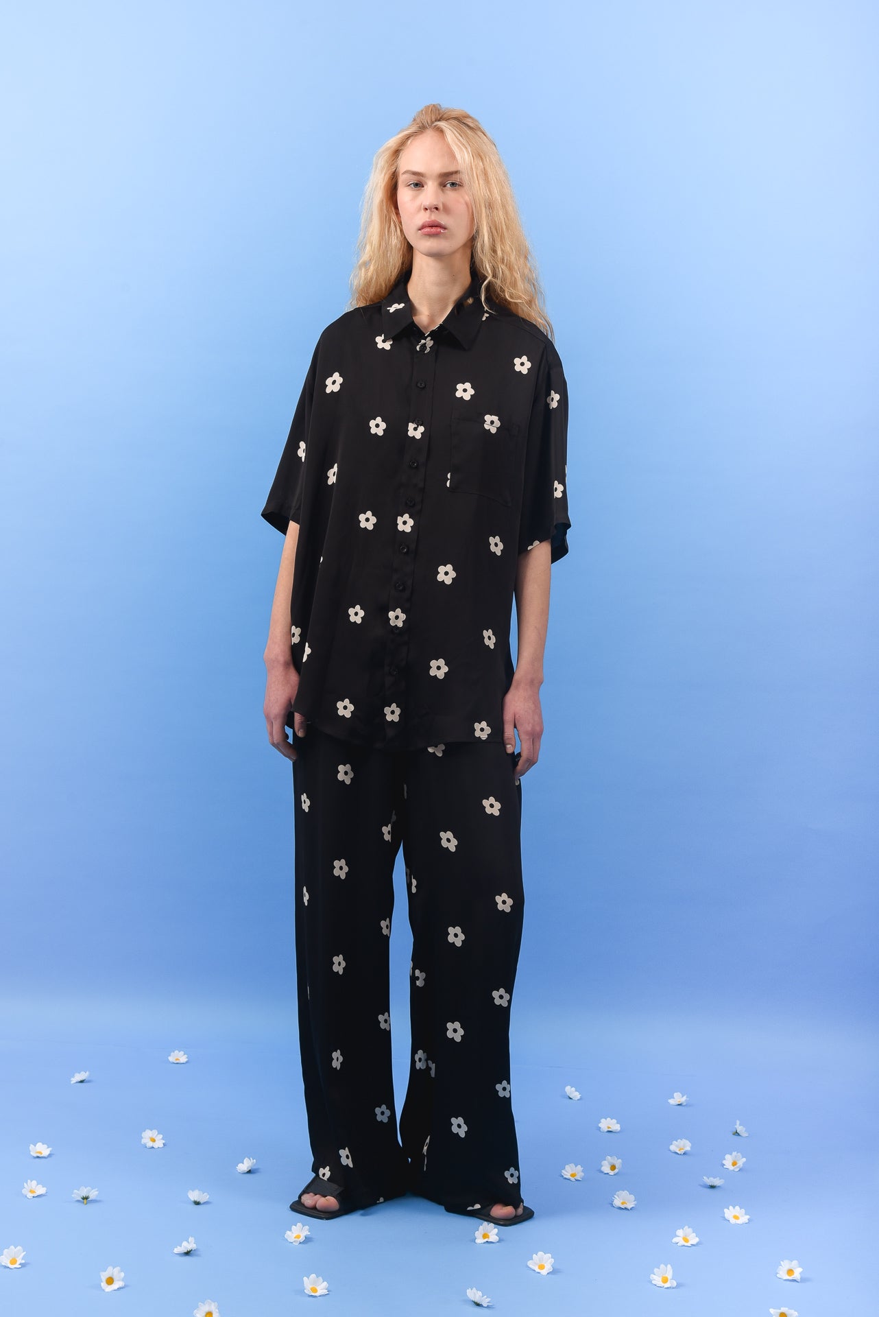Daisy Shirt Black - ARPYES - Image 3