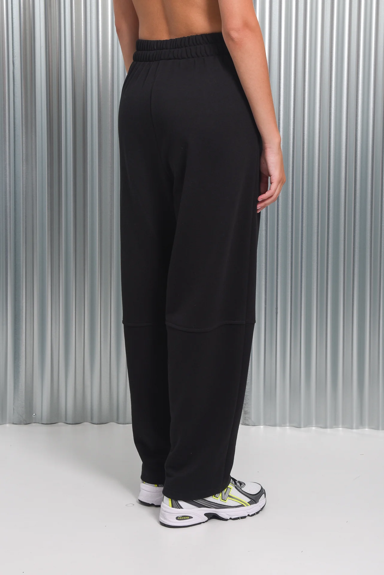 SYMBOL PANTS BLACK - ARPYES - Image 2