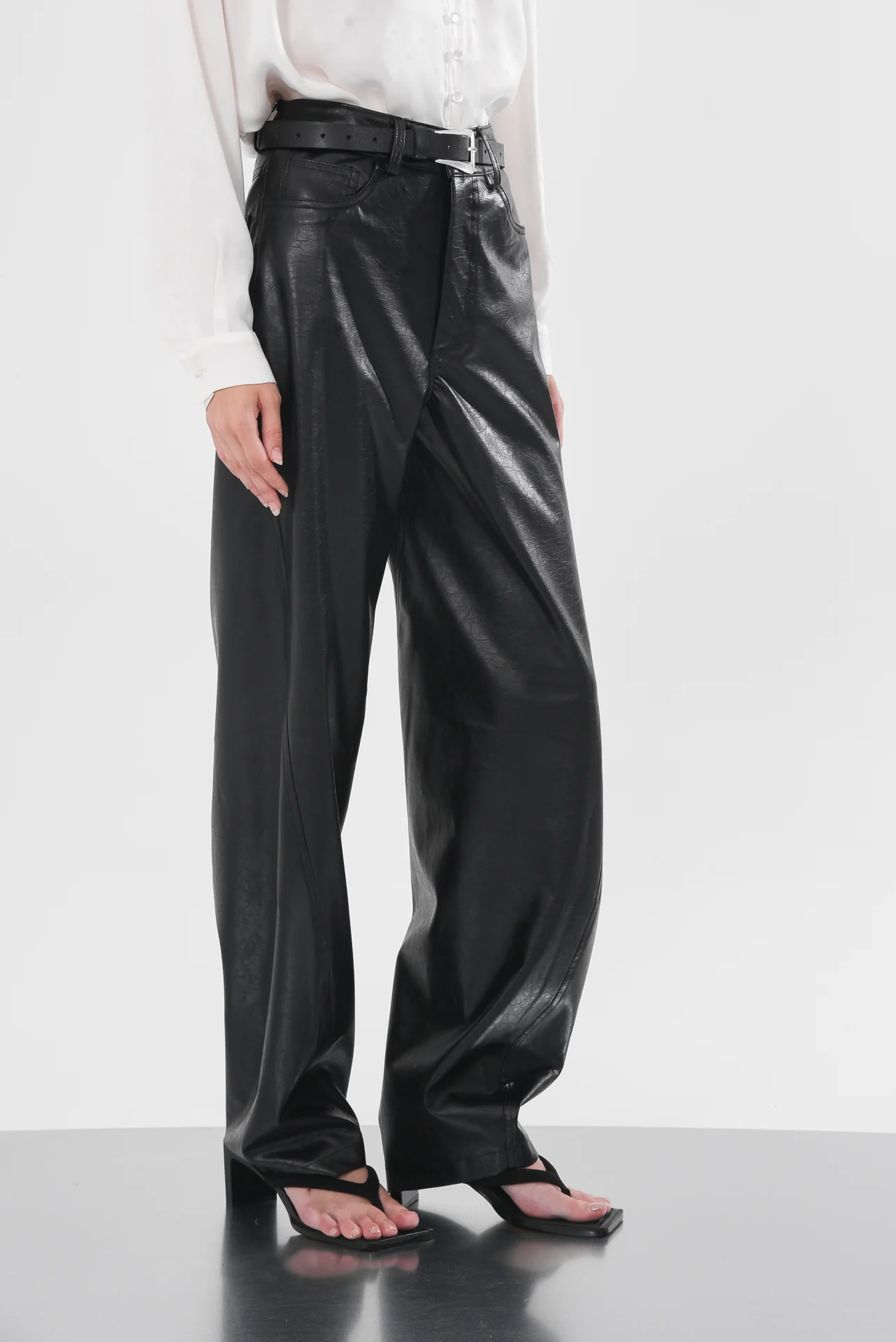 Hebi Pants Black - ARPYES - Image 3