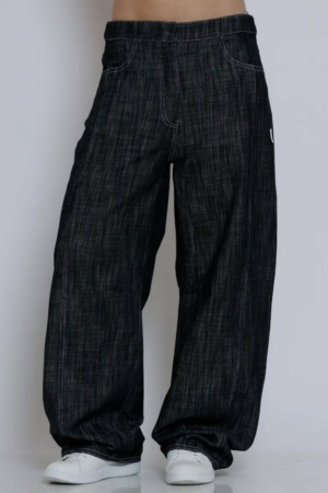 “OIKEIO” JEANS -Less Sonder Feeling