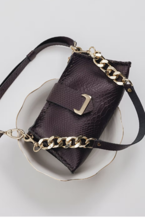 "Avalon" shoulder bag, dark plum - Individual Art Leather