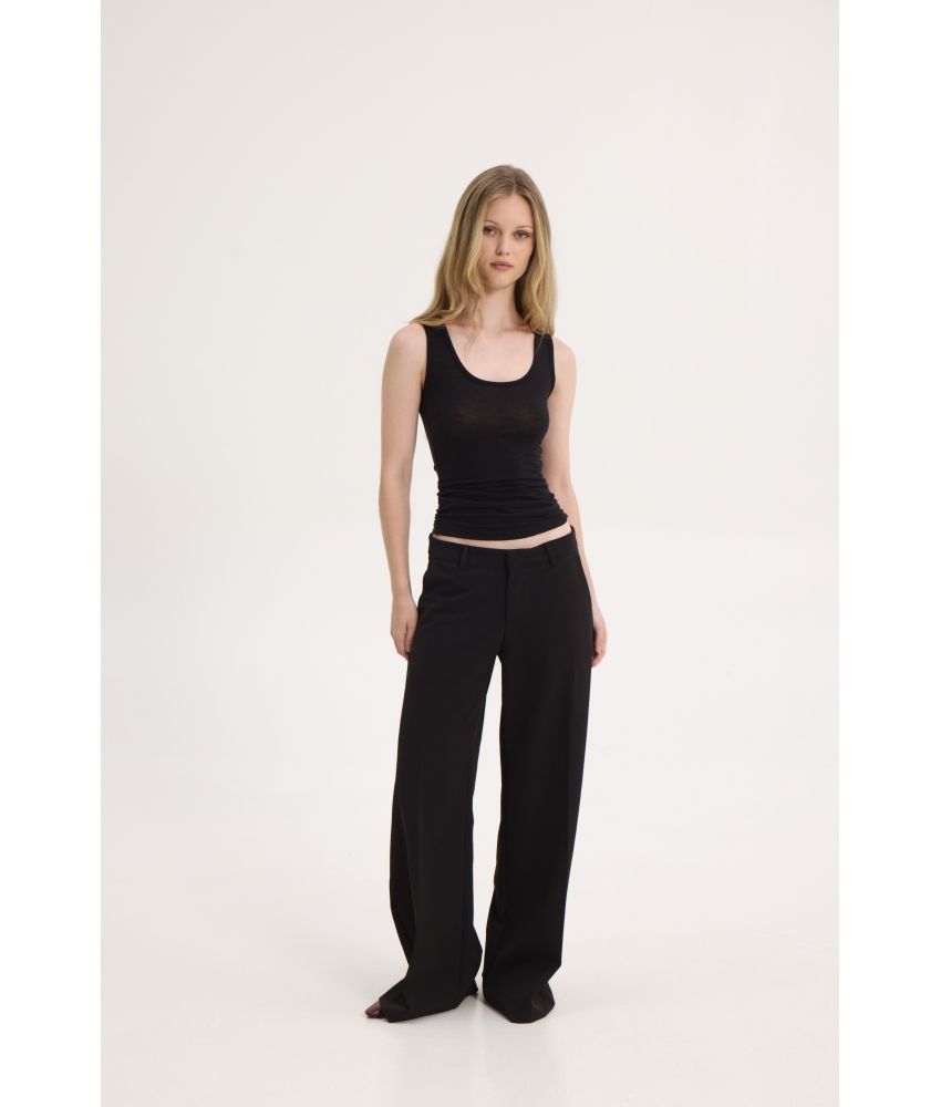 Tyra Low Waisted Pants Black - SUNSETGO
