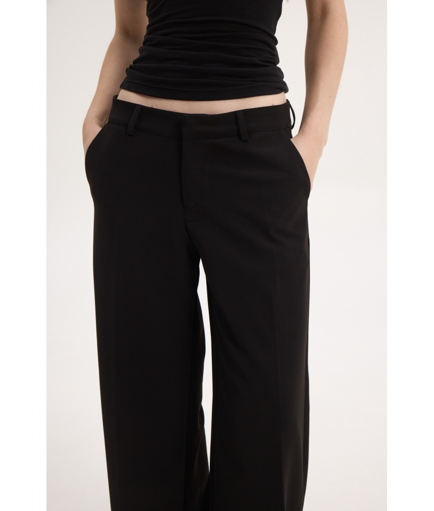 Tyra Low Waisted Pants Black - SUNSETGO - Image 2